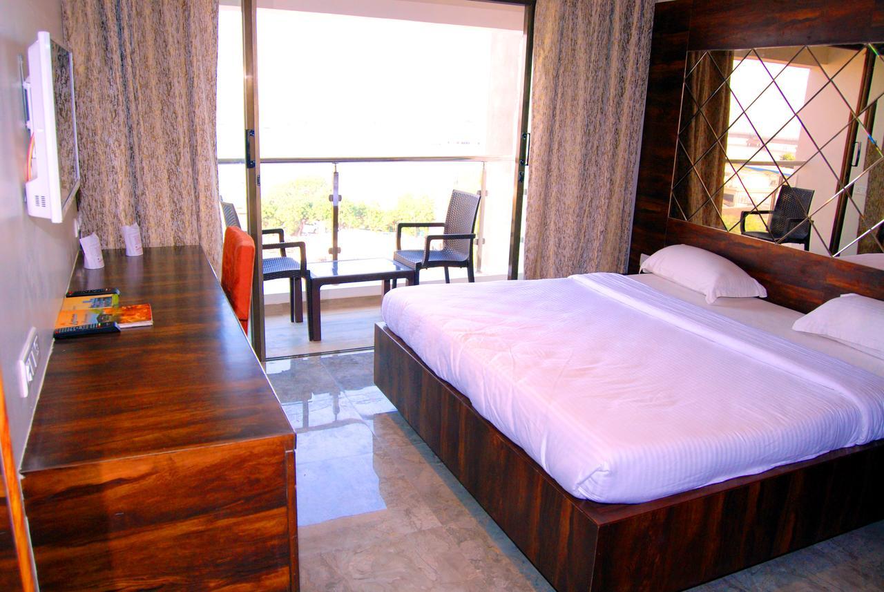 Hotel Apaar Diu Ngoại thất bức ảnh