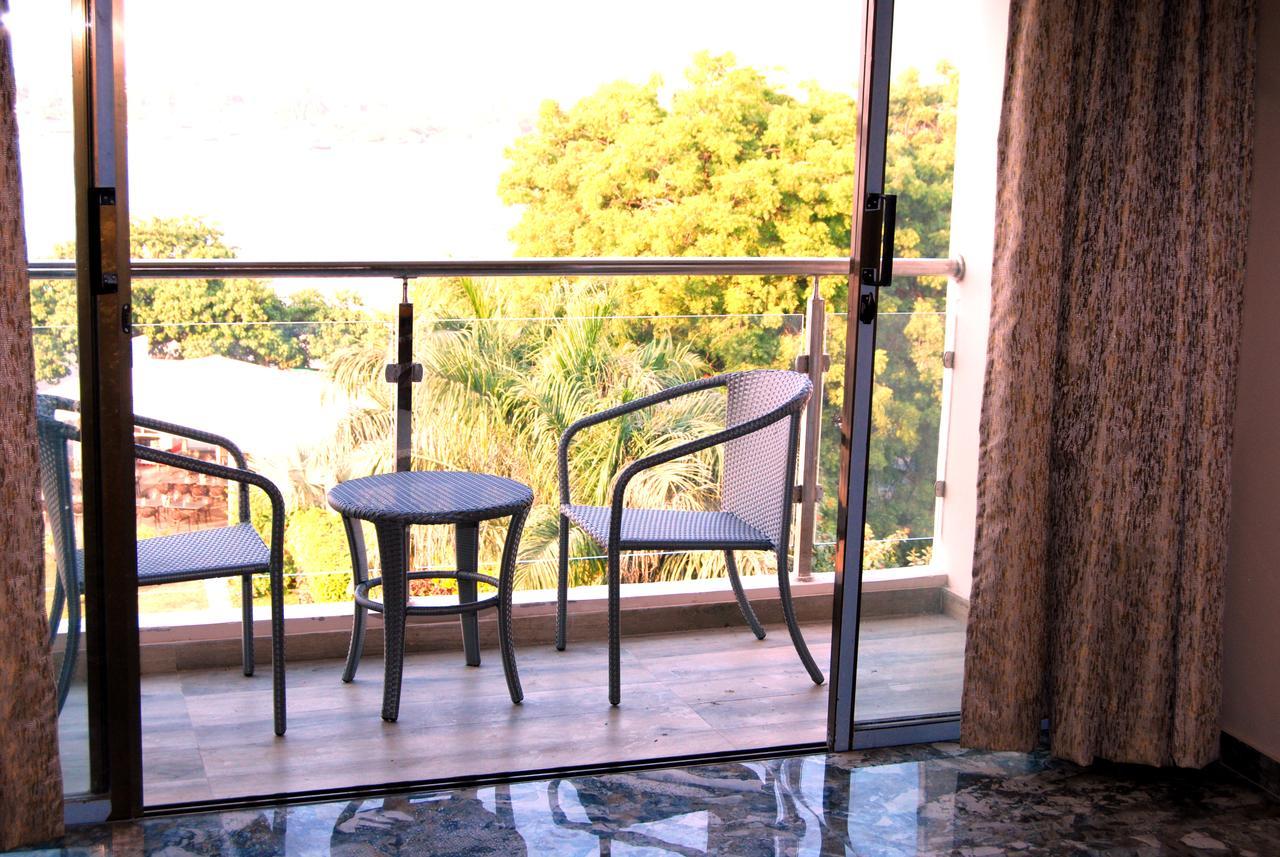 Hotel Apaar Diu Ngoại thất bức ảnh
